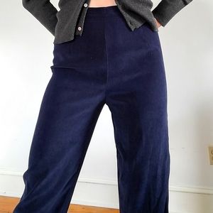 VINTAGE - High waisted pants.